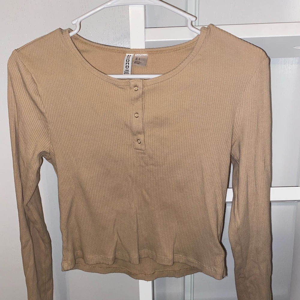 H&M divided cropped tan long sleeve, US size medium.